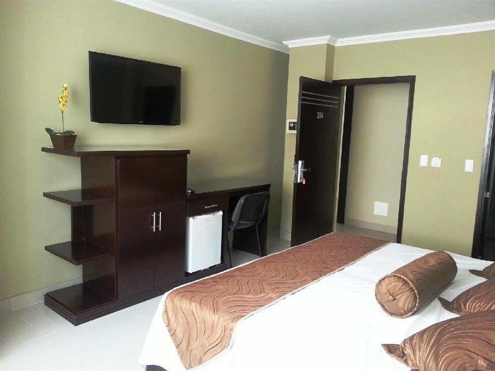 Hotel Six Avenue