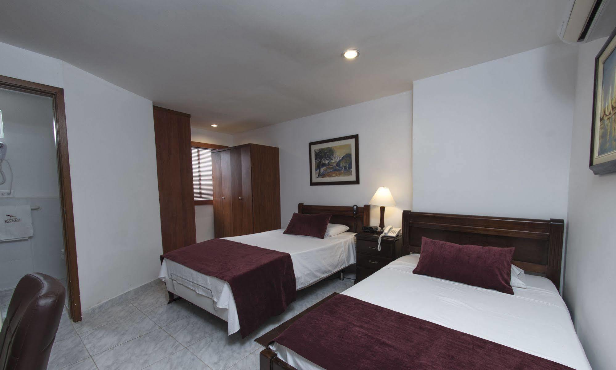 Hotel Karlo Cali