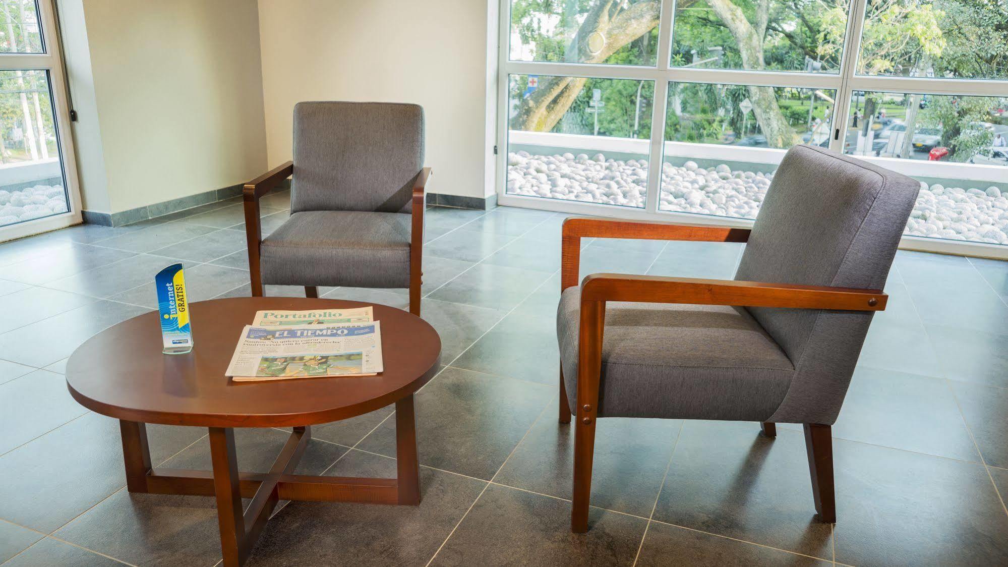 Express By Marriott Colombia Hotel