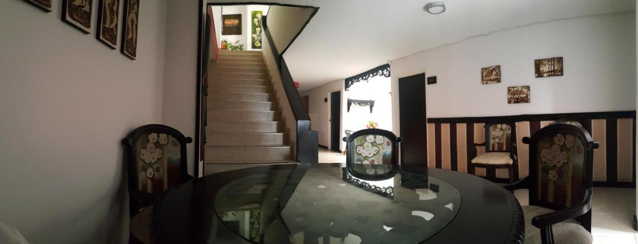 La Primera Hotel 3*