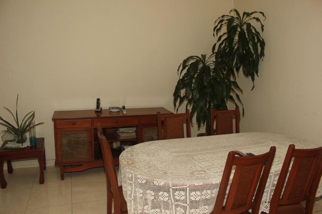 Habitaciòn Cambulos 3 Habitación en casa particular Cali