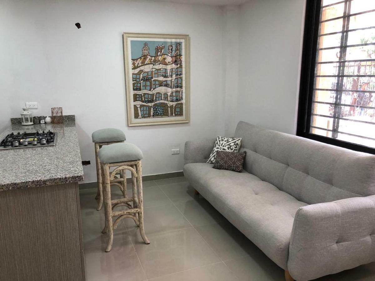 Apartaestudio Capri 74 Cali