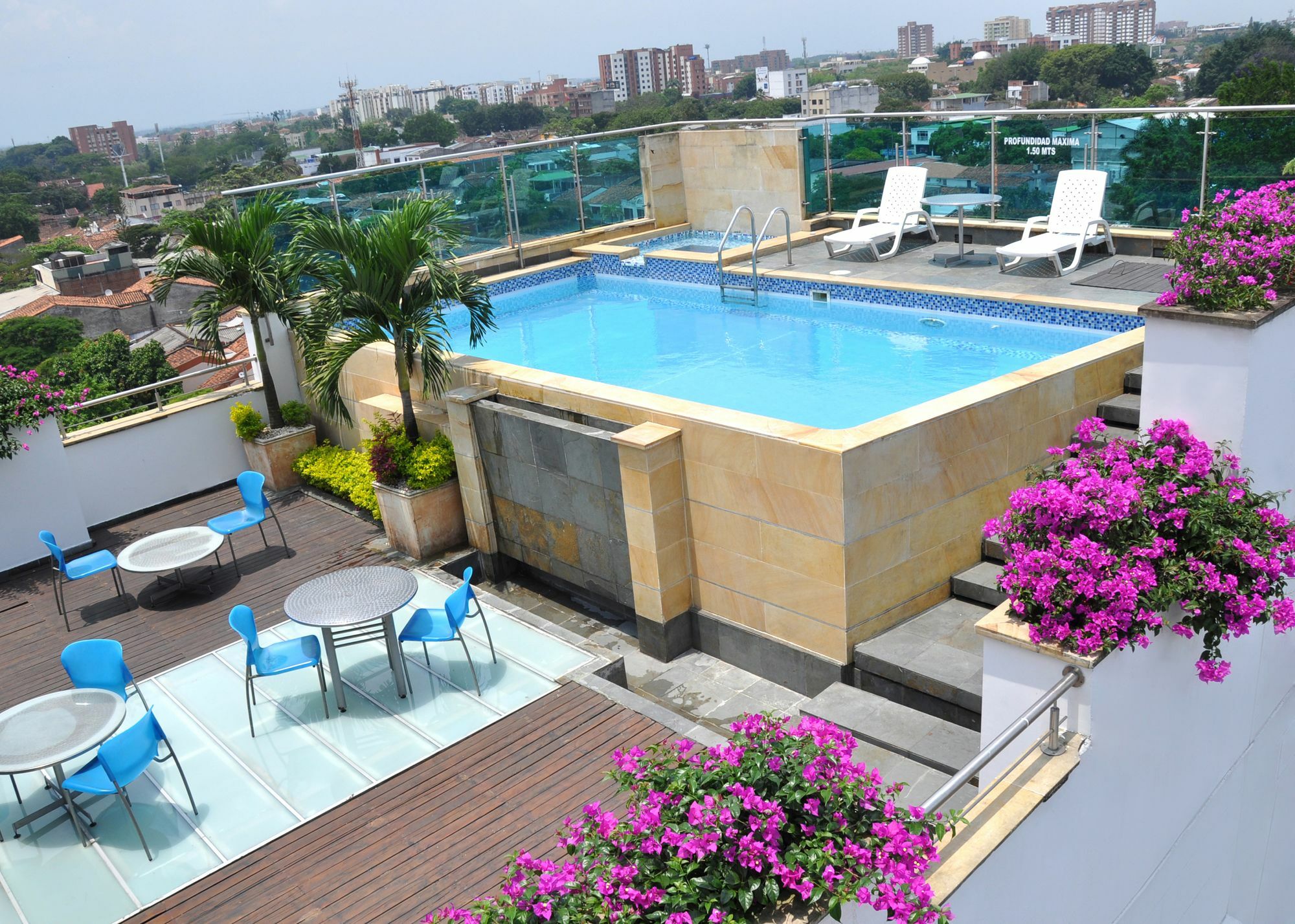 Toscana Plaza Hotel