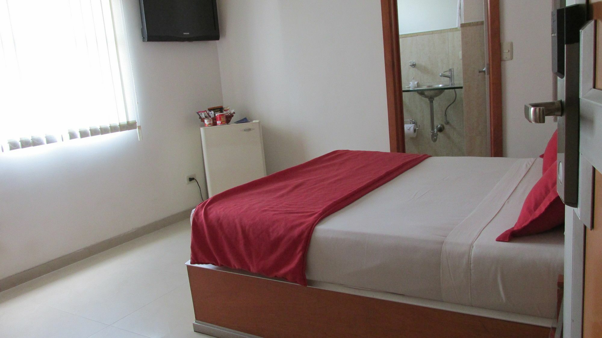Toscana Plaza 4*