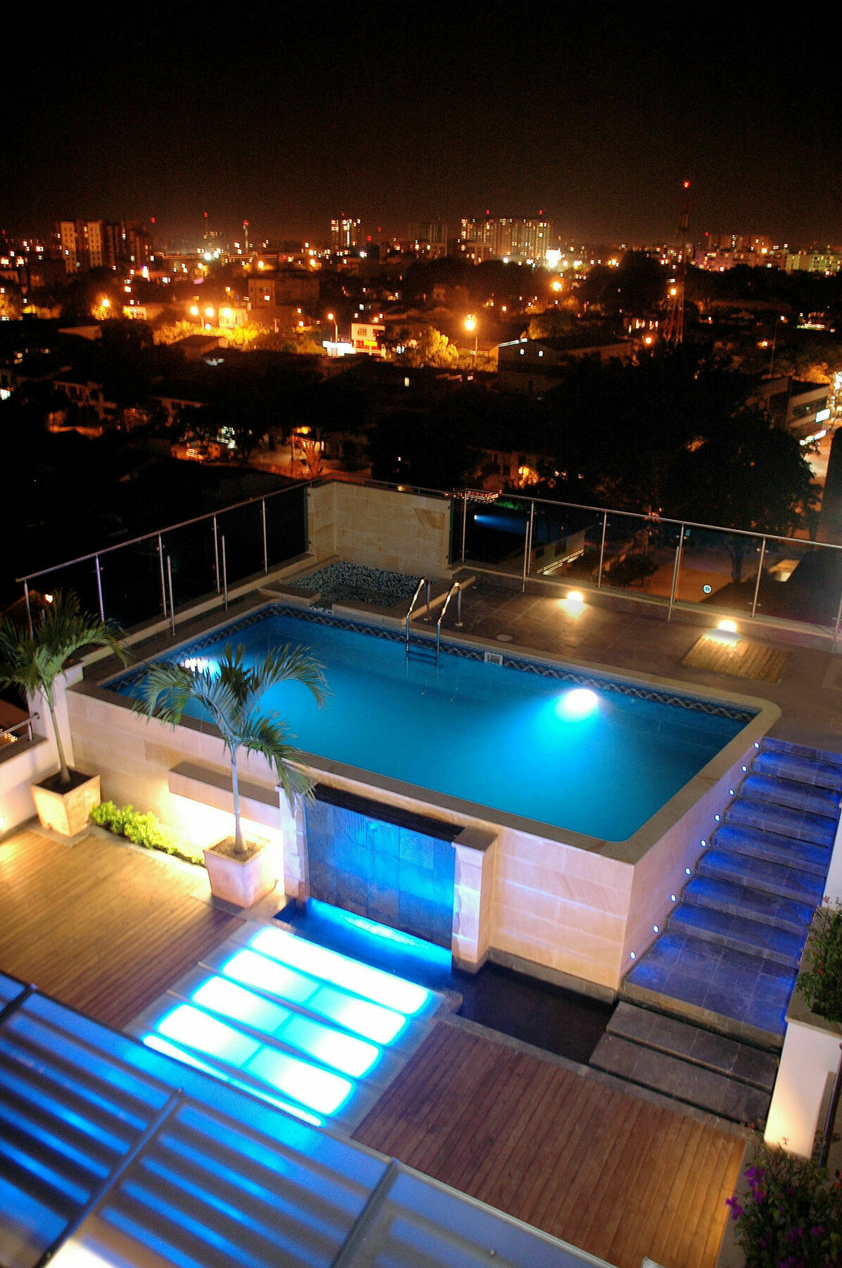 Toscana Plaza
