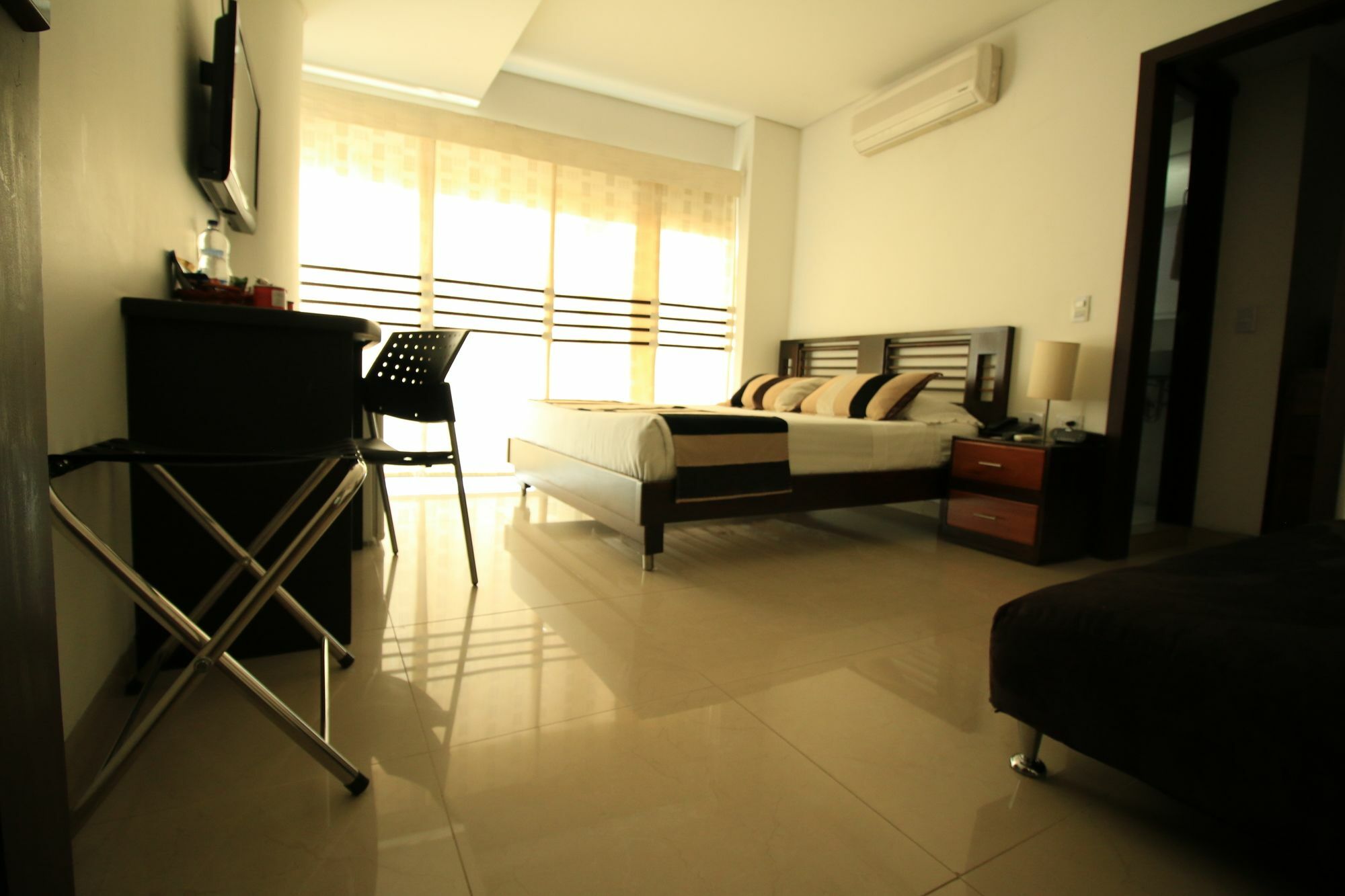 Toscana Plaza 4*