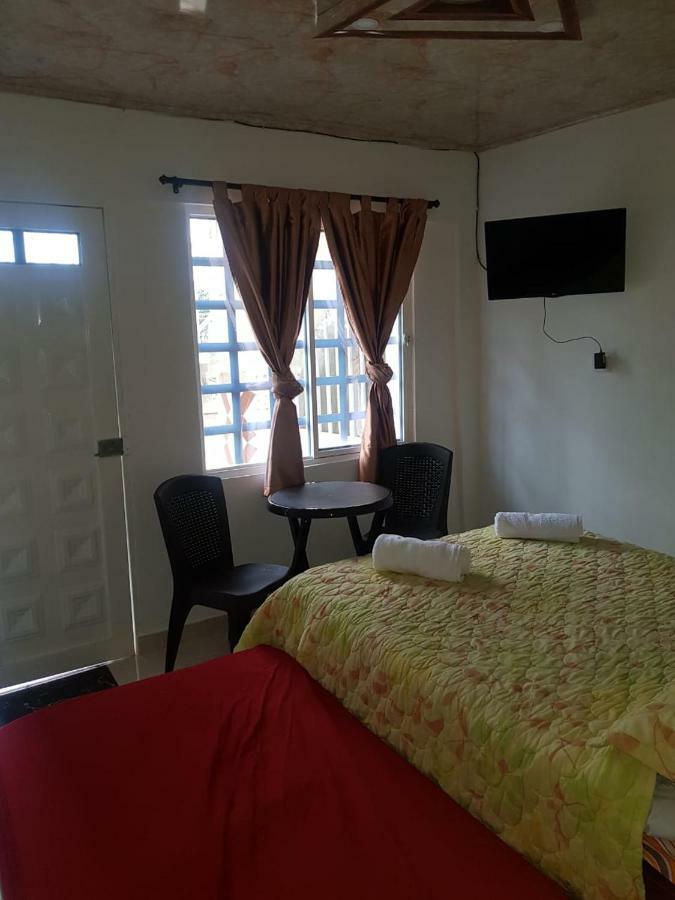 Apartaestudio El Ideal. * Cali