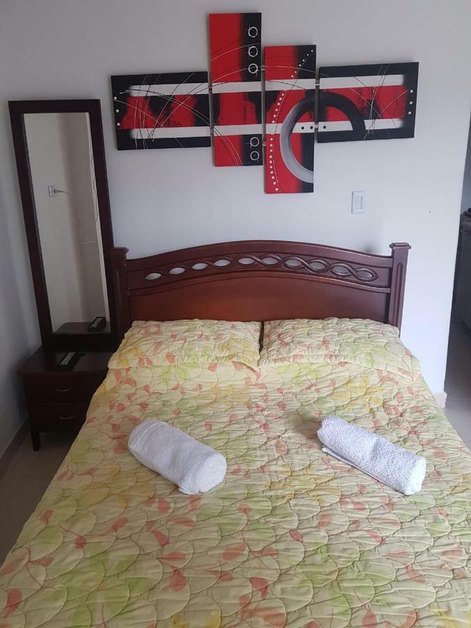 Apartaestudio El Ideal. Apartamento Cali