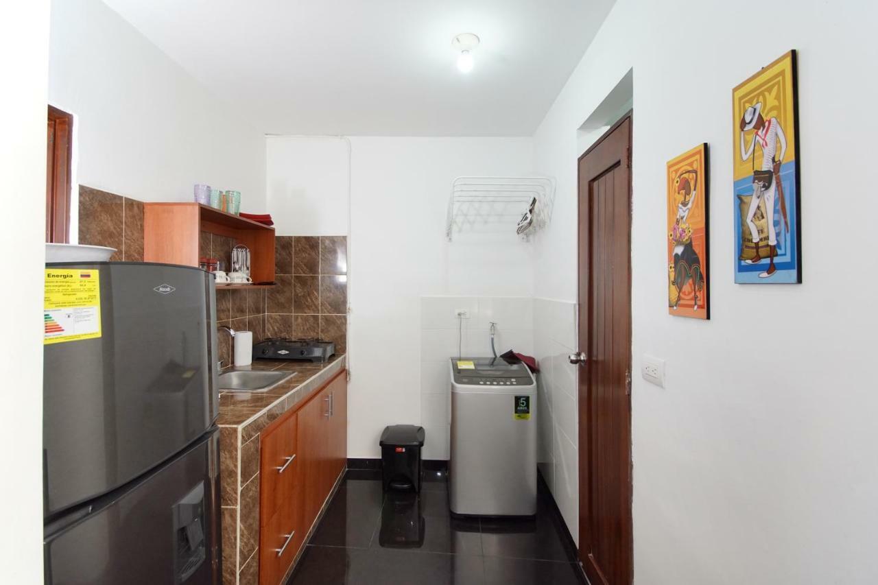 Apartment Cozy Excellent Location, Air Conditioning *