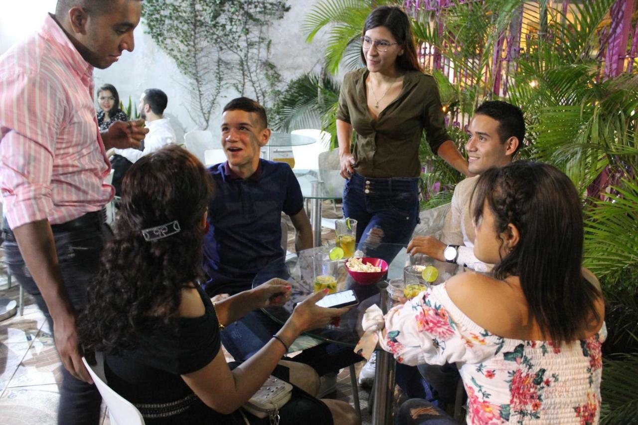 Hostal La Antigua Capsula