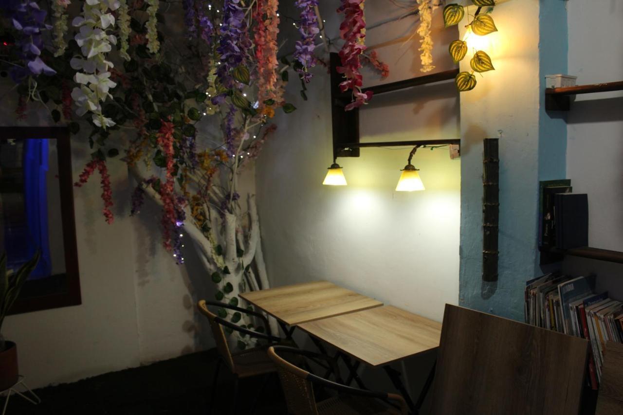 Hostal La Antigua Capsula