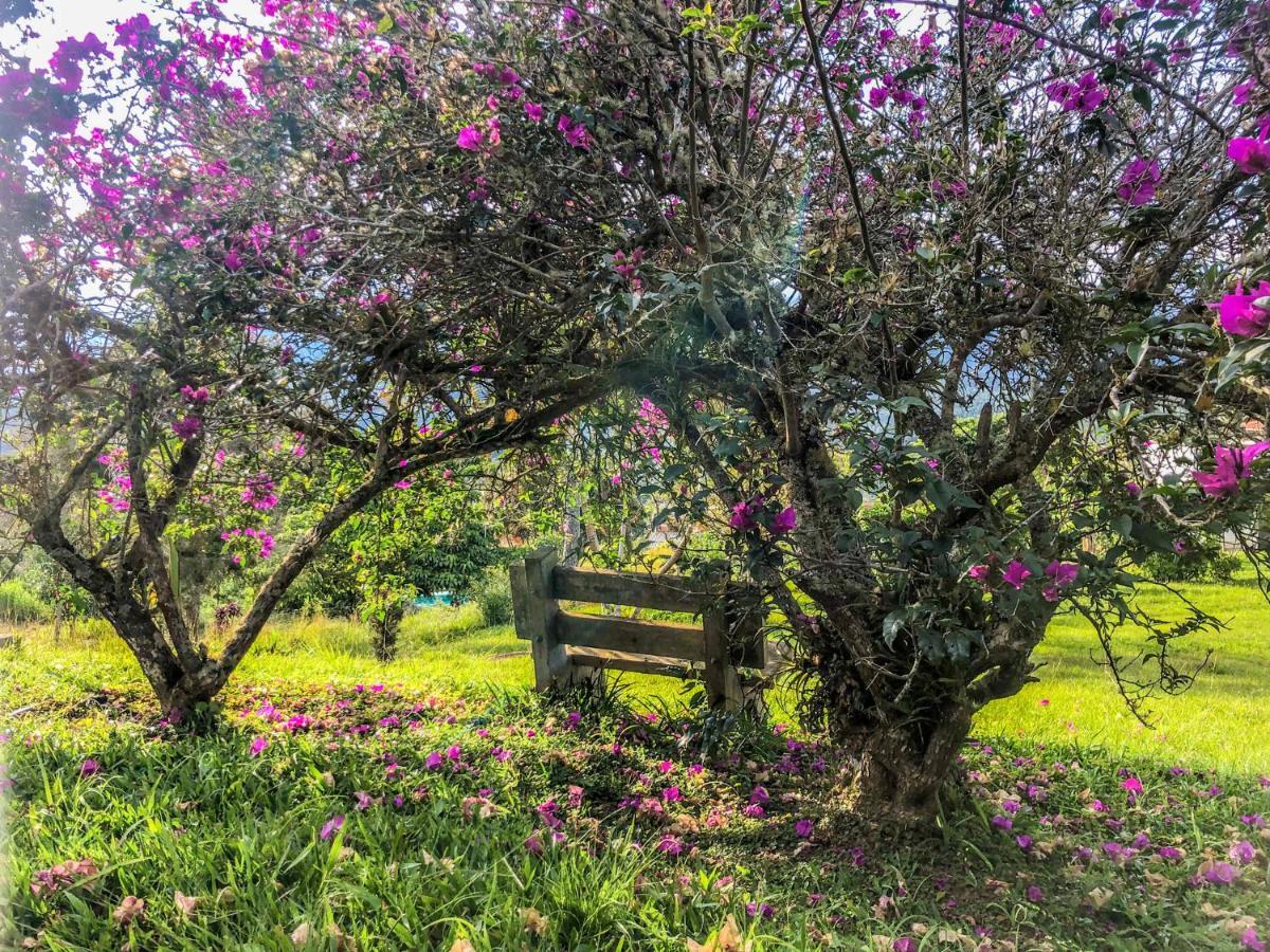Casa Campestre Estilo Pirineos - Cerca A Cali