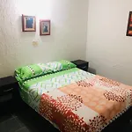 Mauvelo\'S Hostel