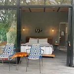 Almah Glamping