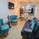 Apartamentos La Flora