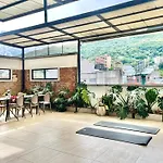 Reset Hotel Coworking 3 Bedroom Suite With Rooftop Access