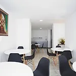 Ari Hotel