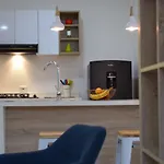 Cali - Mantis Loft 304 Sweet
