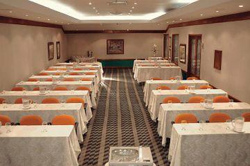 Hotel Nh Royal 4*