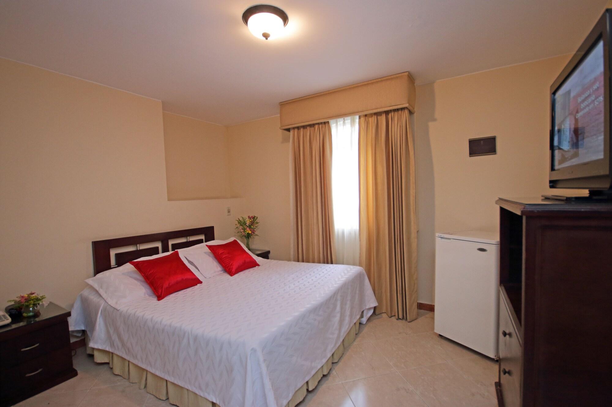 Ayenda Plaza Versalles Hotel 4*