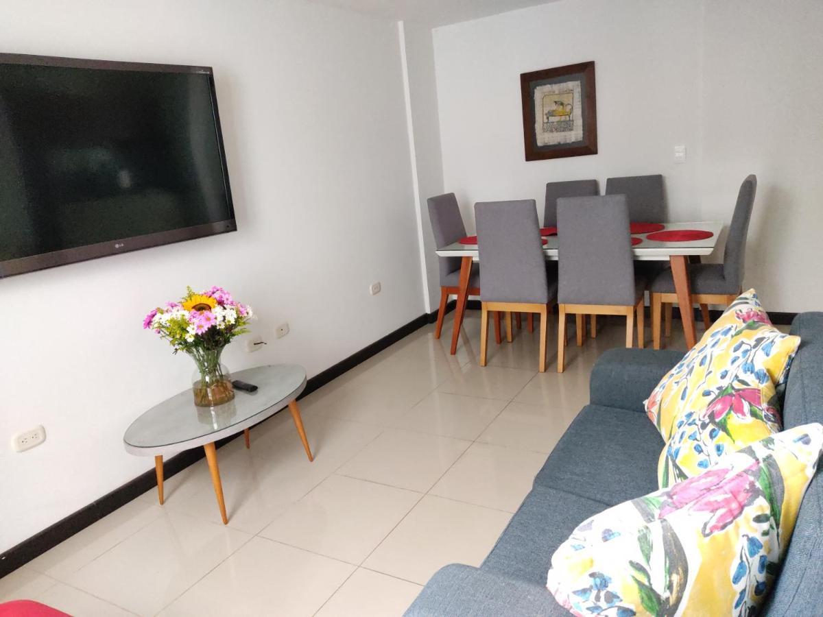 Apartamentos 50-33 Apartment *