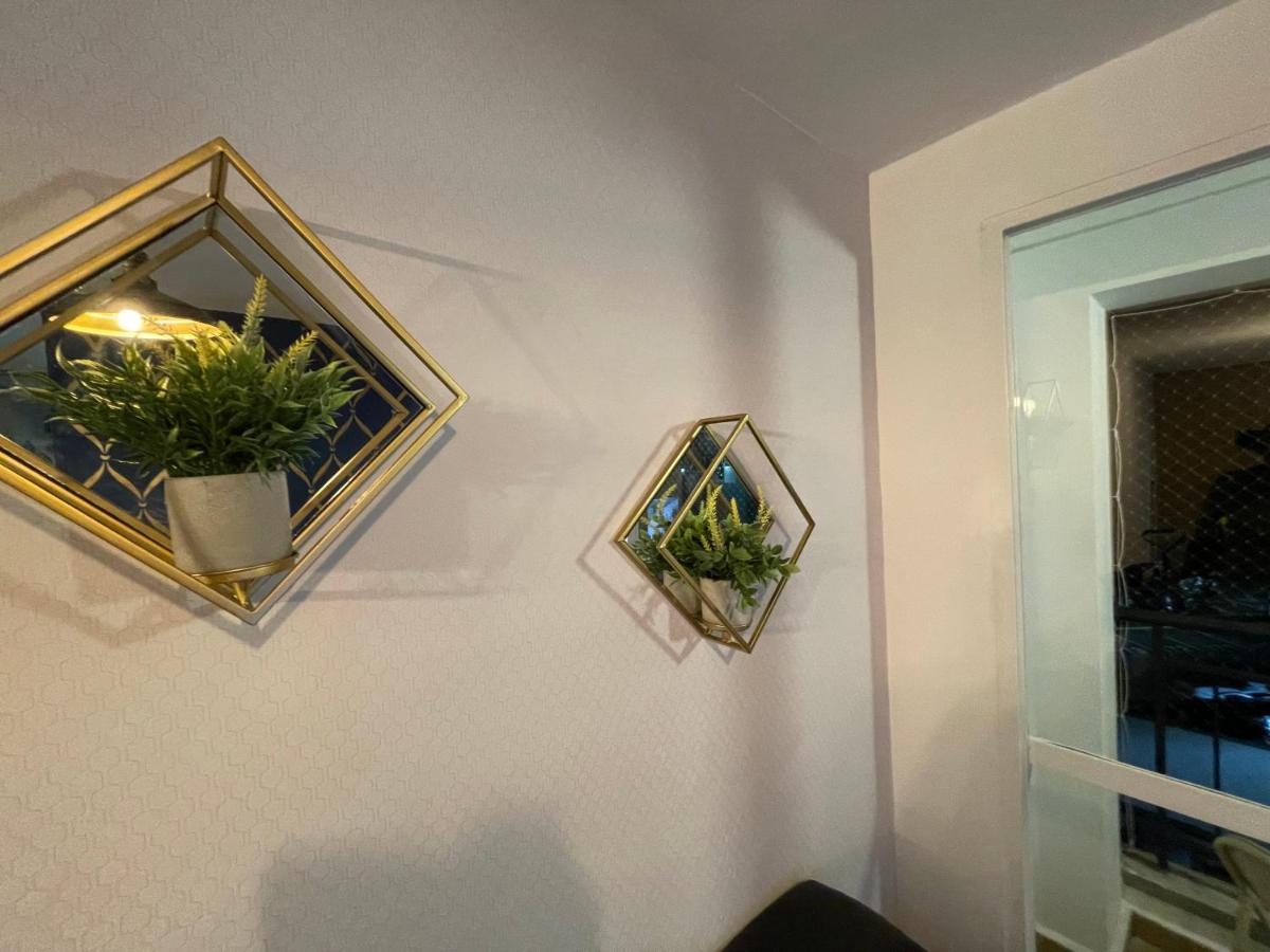 Apartamento En Tropical Clo