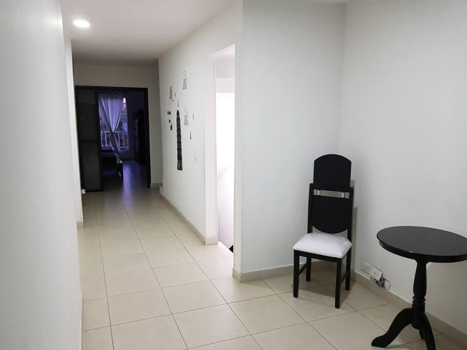 Casa Al Sur De Cali. Grupos/familias/deportistas! Сasa de vacaciones Cali