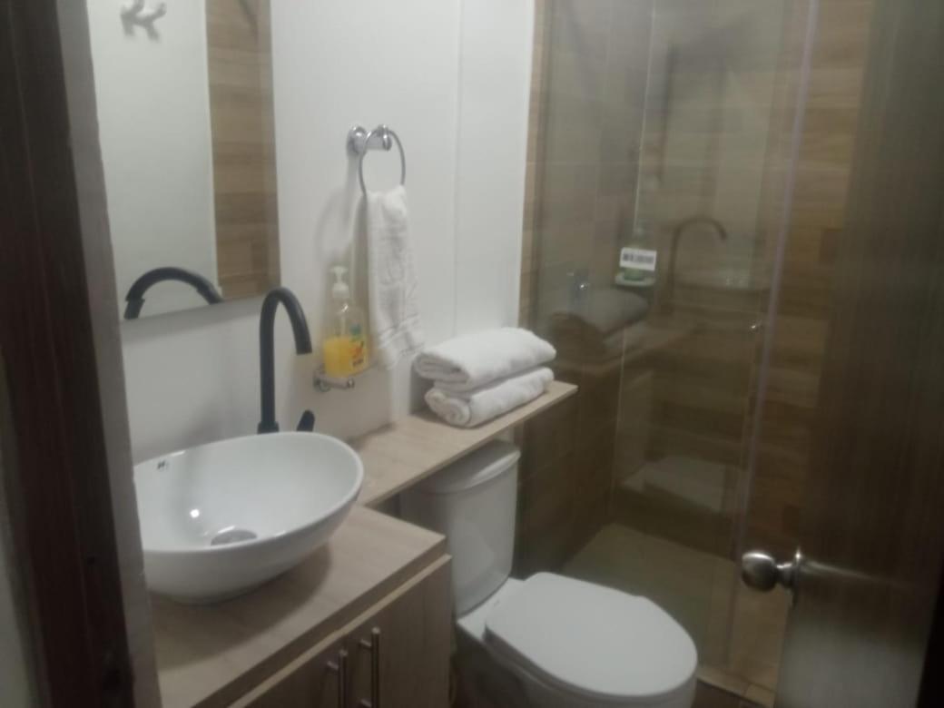 Aparthotel Gs Granada Suites Cali