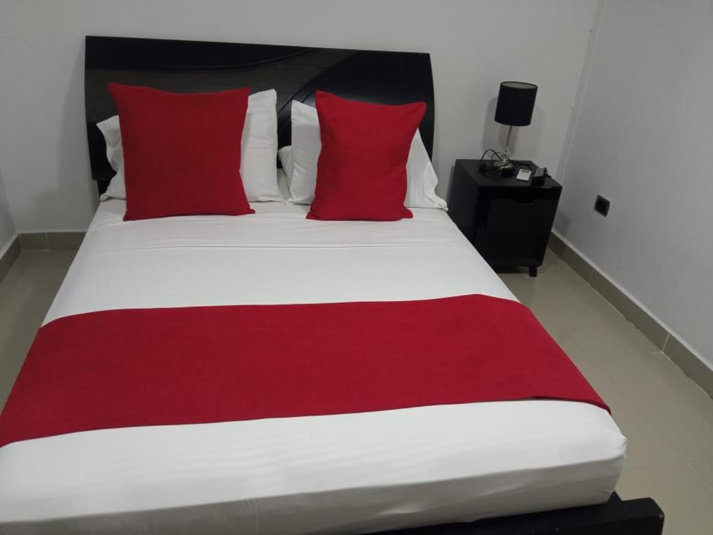 Aparthotel Gs Granada Suites Cali