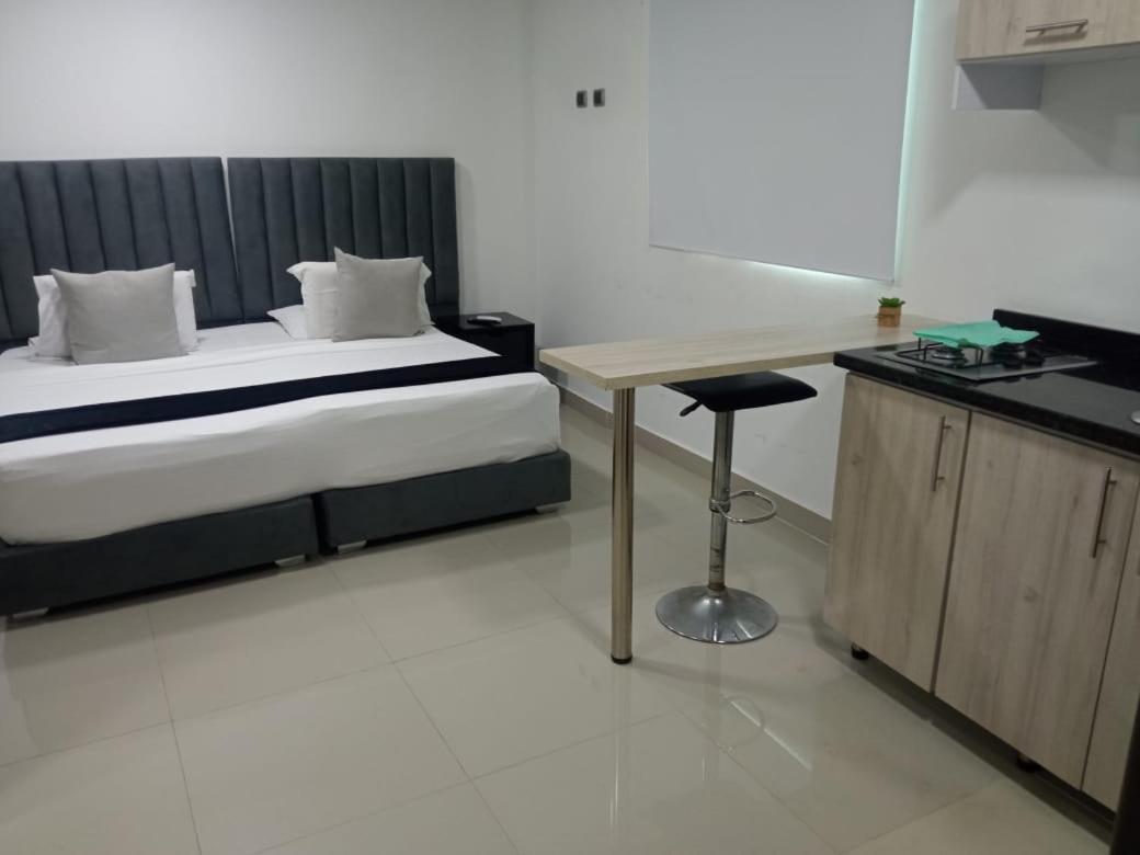 Aparthotel Gs Granada Suites Cali