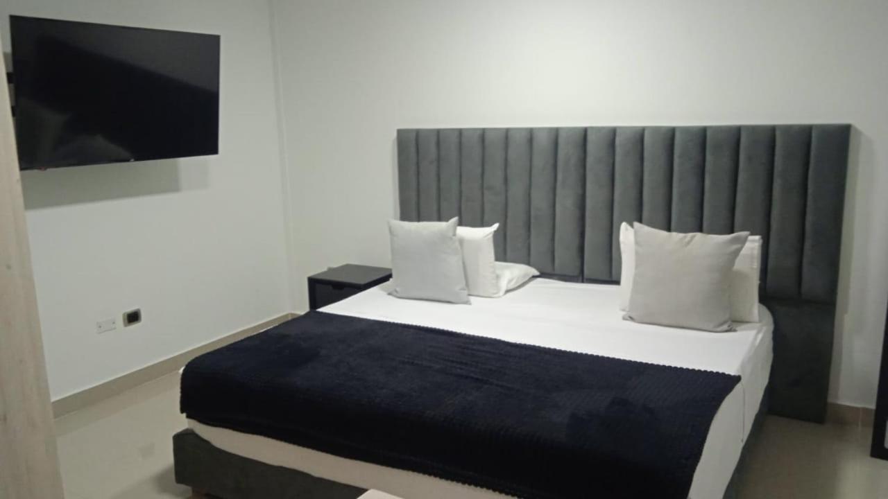 Aparthotel Gs Granada Suites Cali