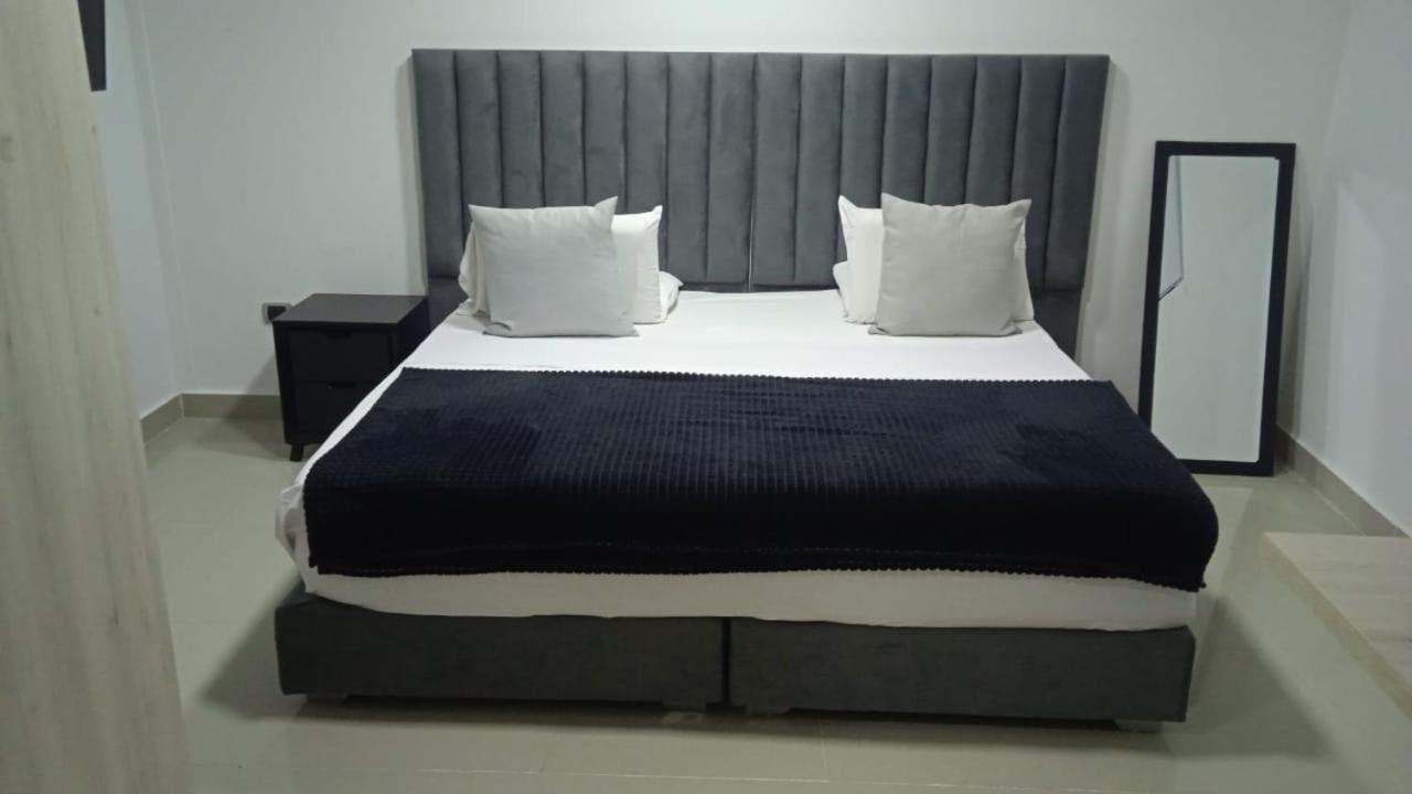 Aparthotel Gs Granada Suites Cali