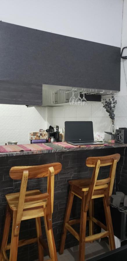 Aparta-estudios Alf Apartamento Cali
