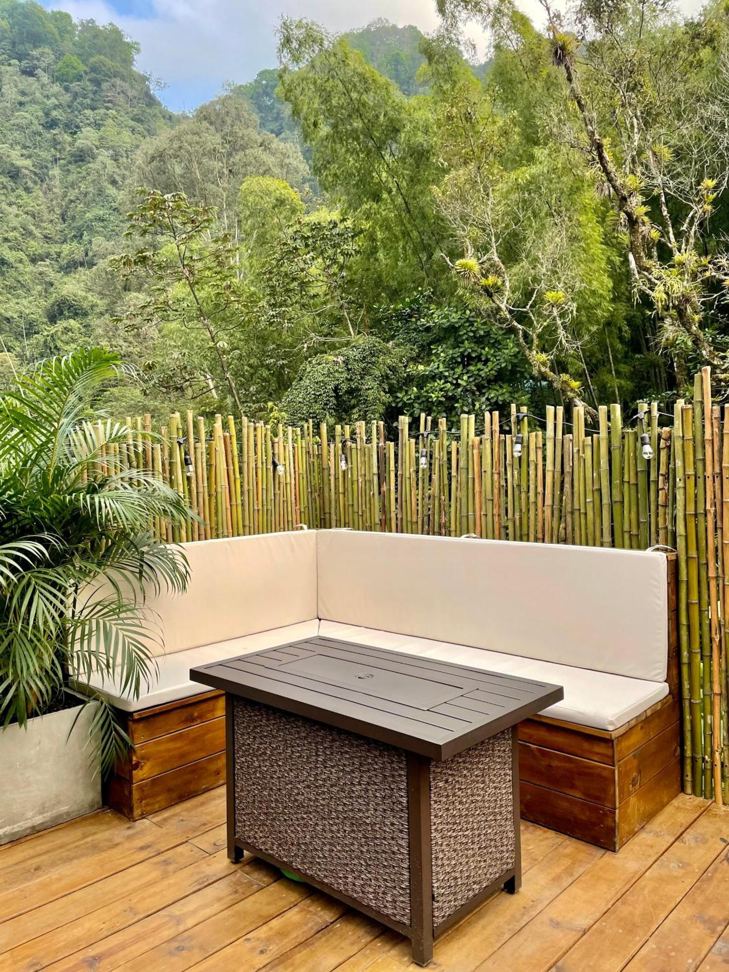 Almah Glamping Cali