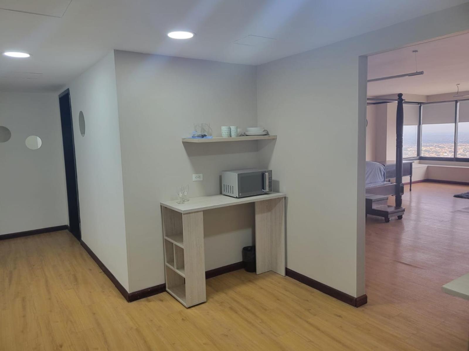 Apartamento Torre De - Pisos 7, 10, 28, 30 *