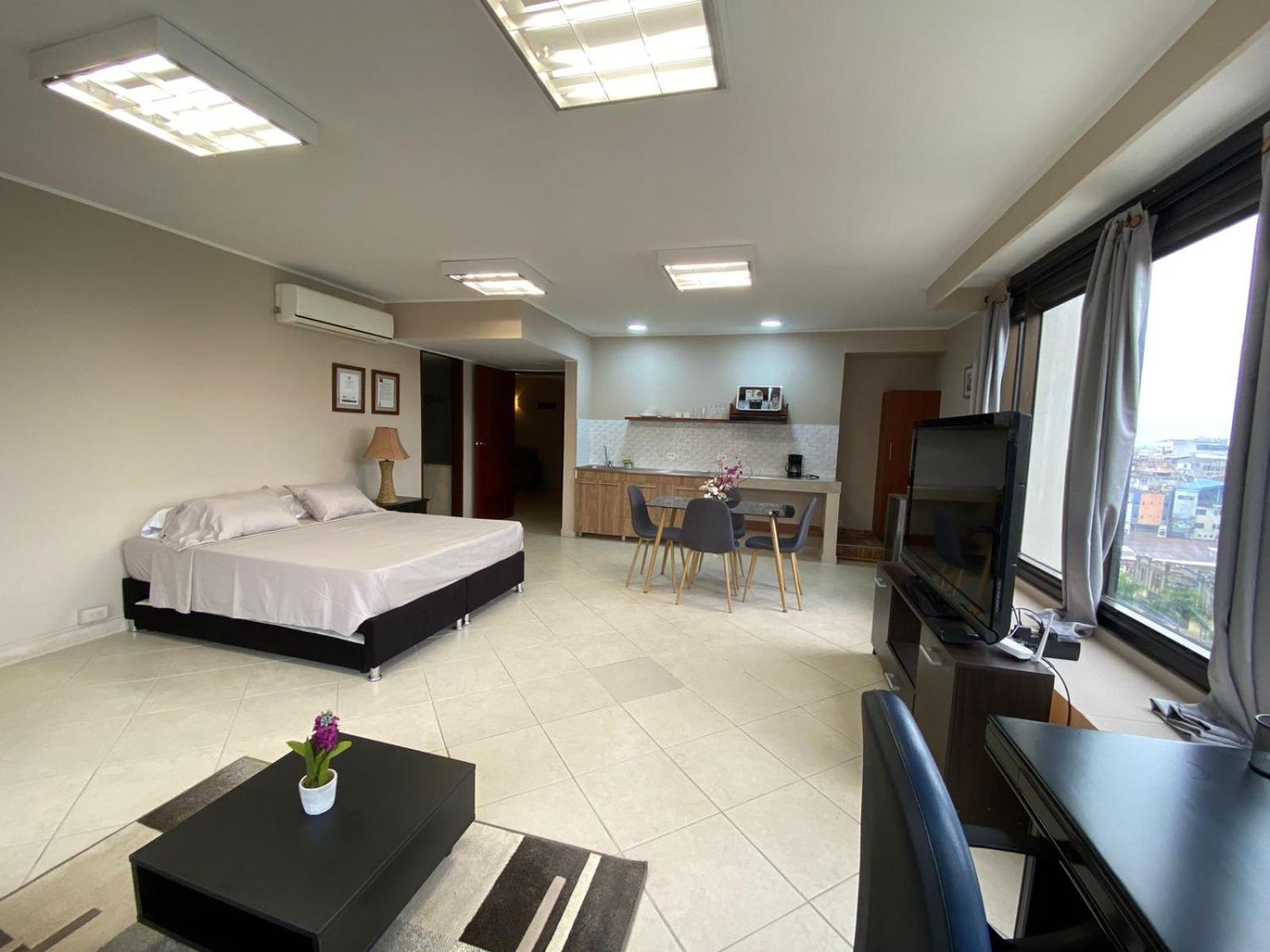 Apartamento Torre De - Pisos 7, 10, 28, 30 *