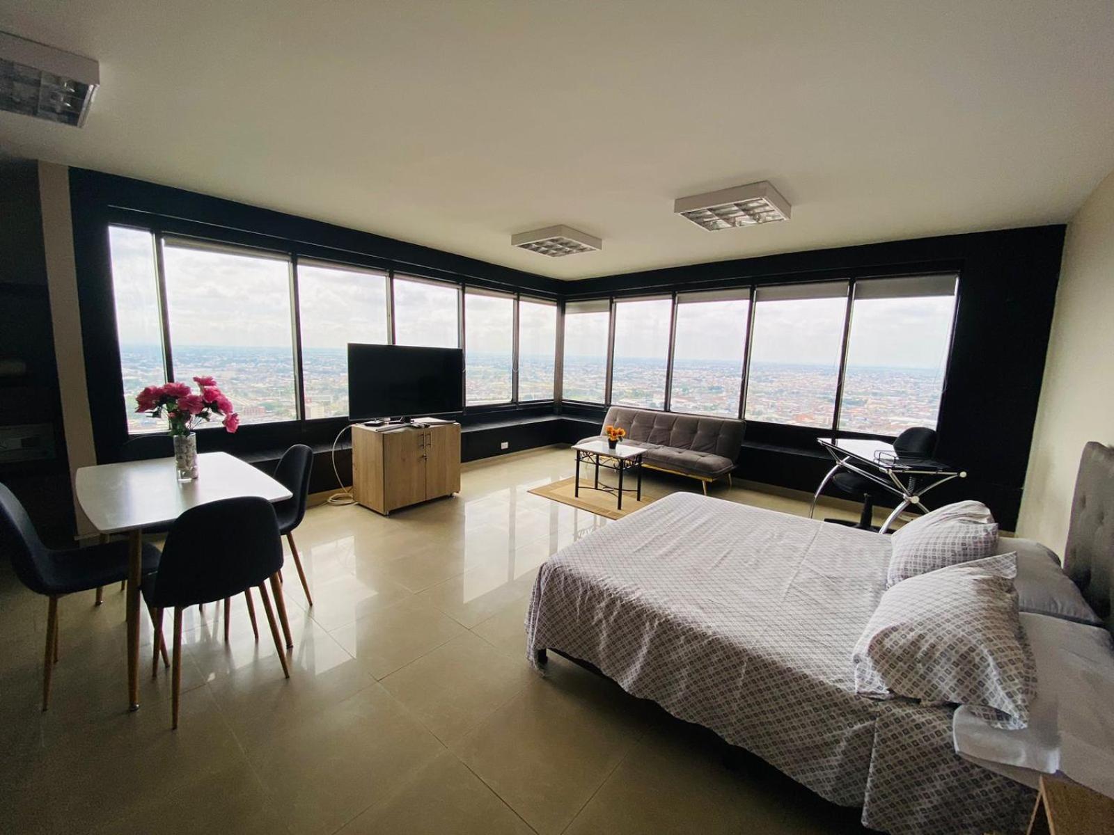 Apartamento Torre De - Pisos 7, 10, 28, 30 *