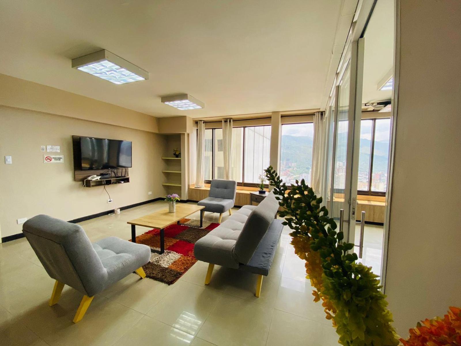 Apartamento Torre De - Pisos 7, 10, 28, 30