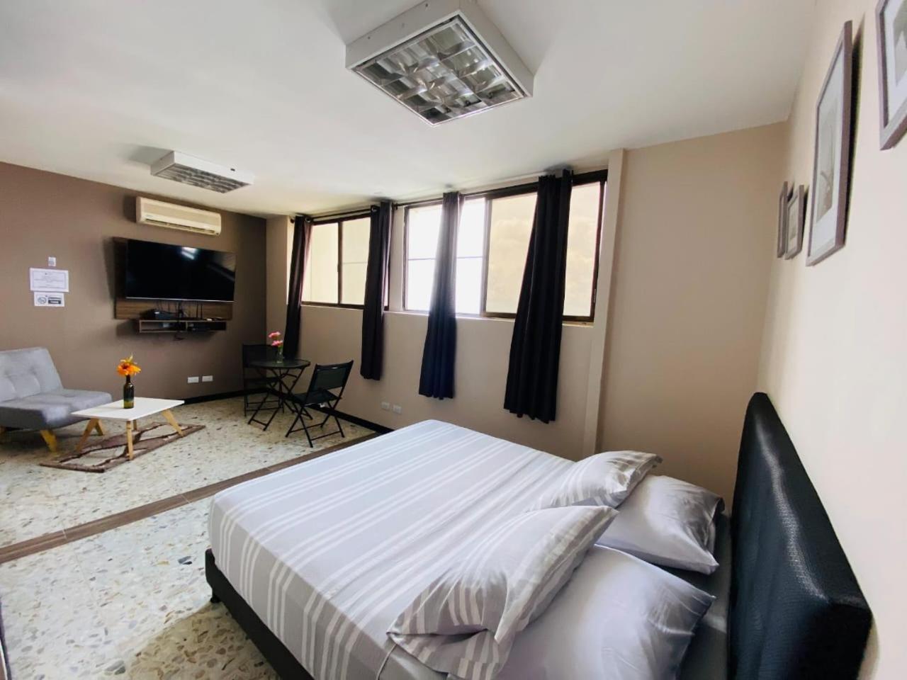 Torre De - Pisos 7, 10, 28, 30 Apartamento Cali