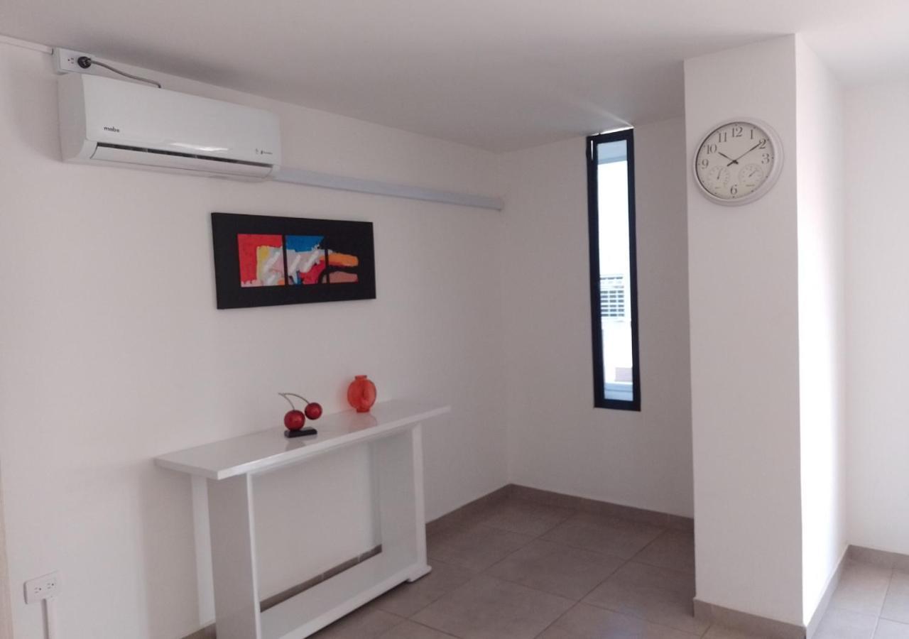 Edificio 2009 Aptos Amoblados