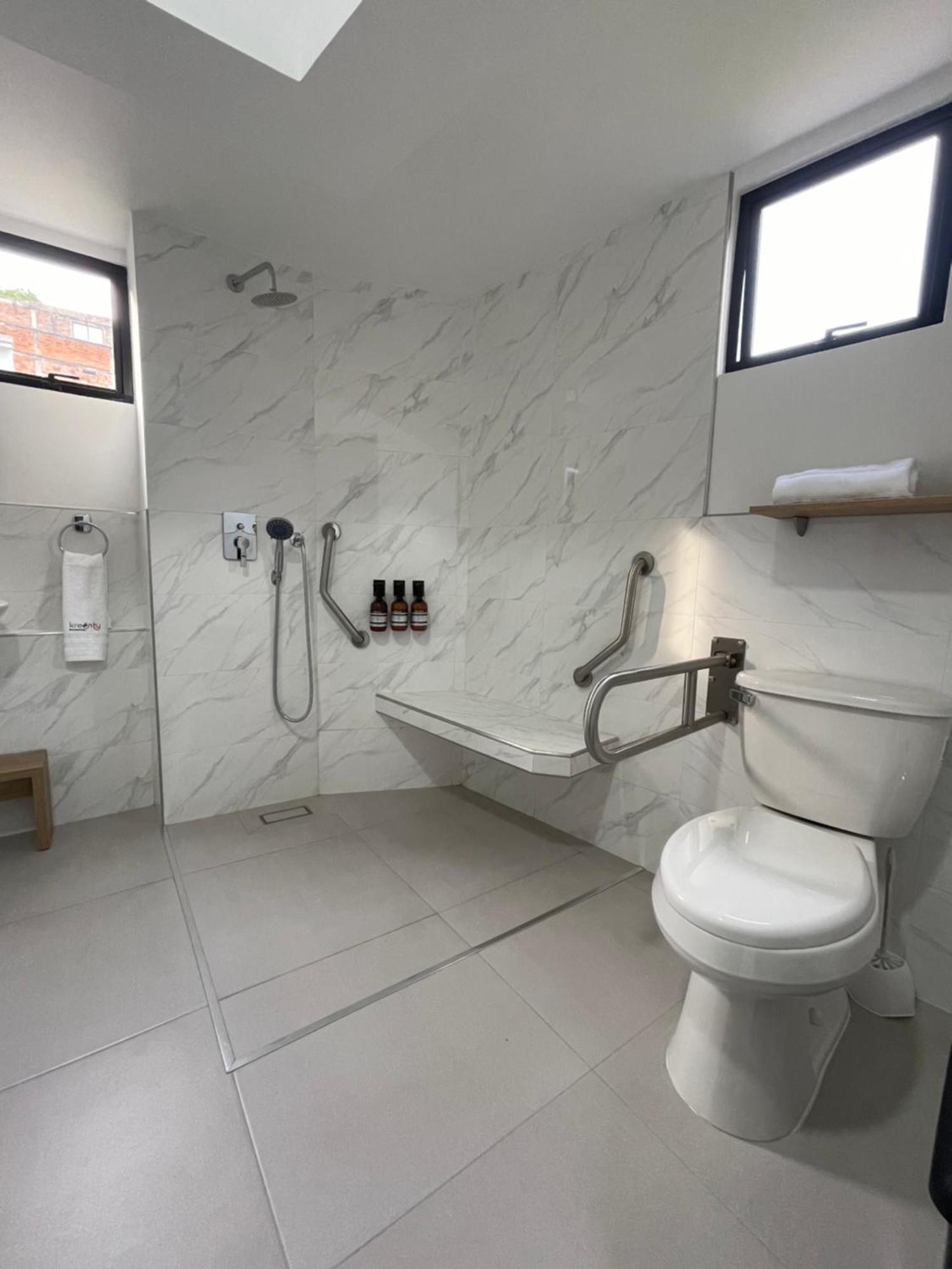Casa Kreenty Hotel 4*