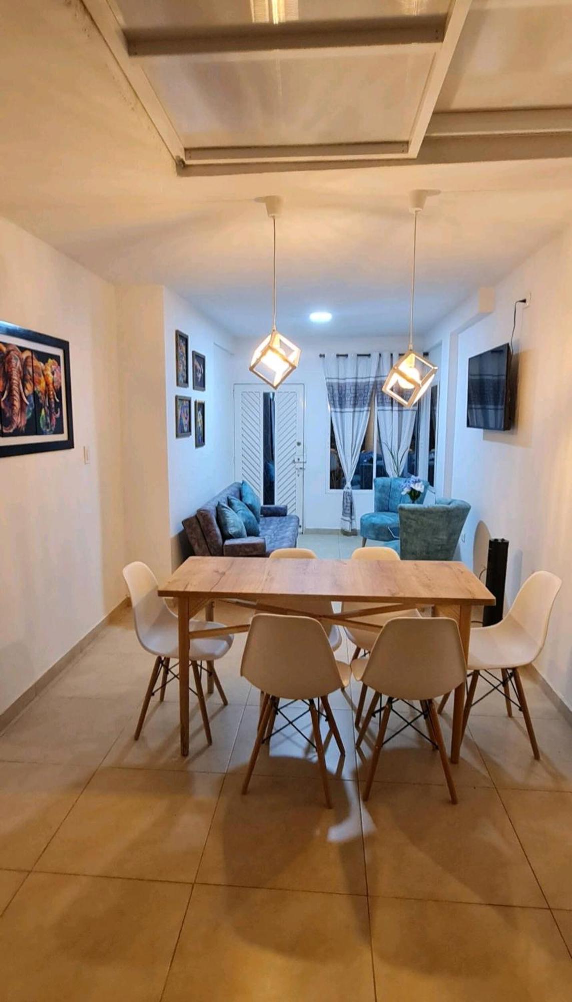 La Flora Apartment