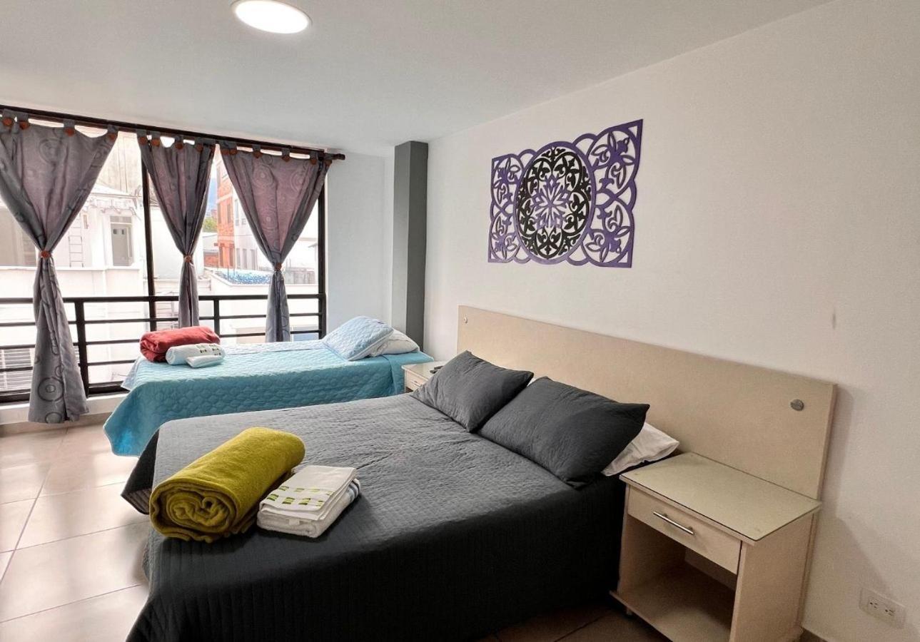 Apartamento Edificio 2009 Aptos Amoblados Cali