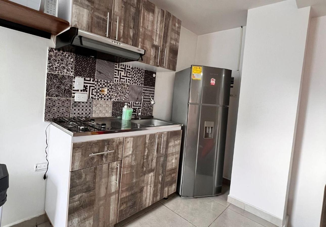 Apartamento Edificio 2009 Aptos Amoblados *