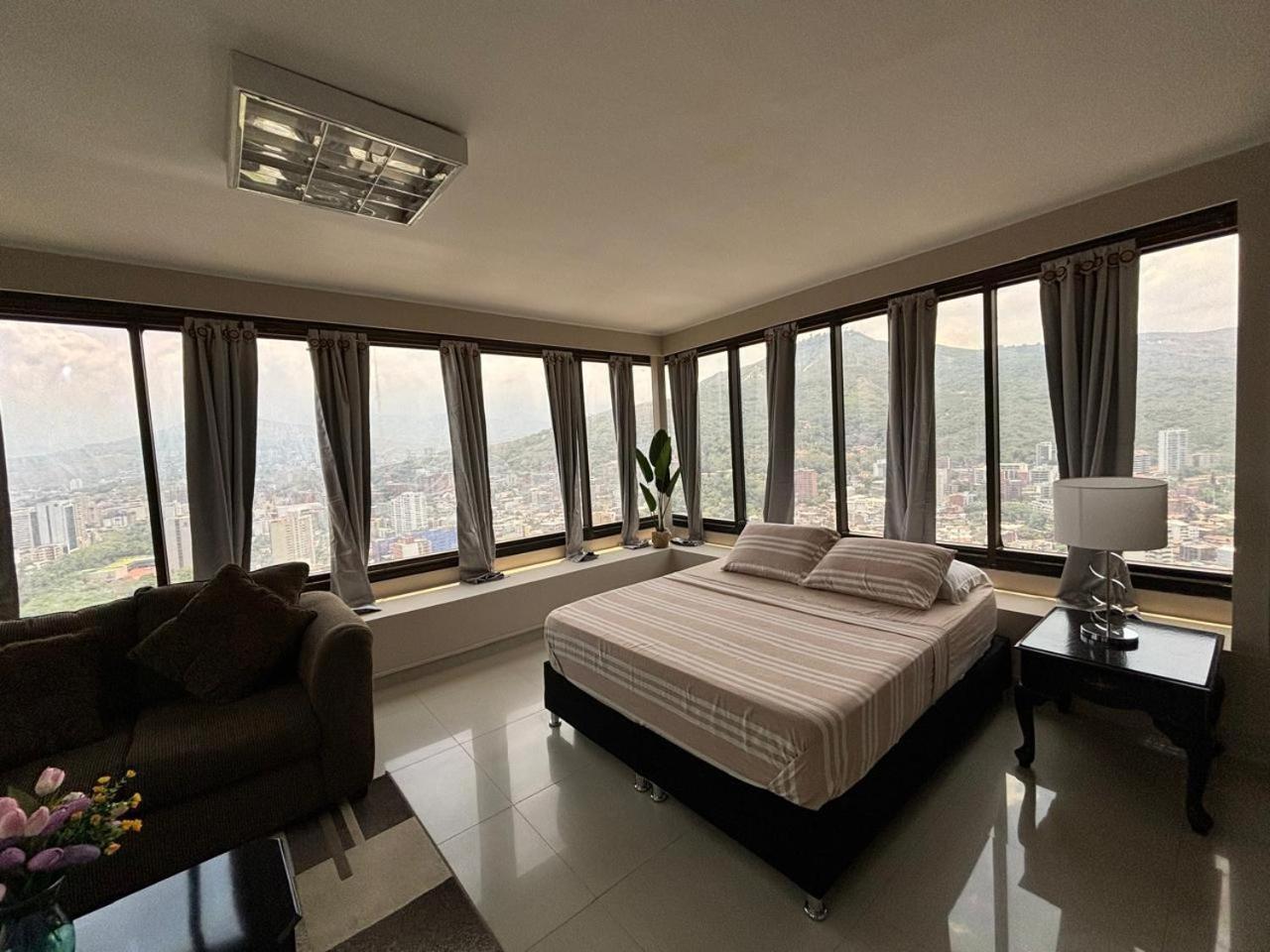 Apartamento Torre De - Pisos 7, 10, 28, 30