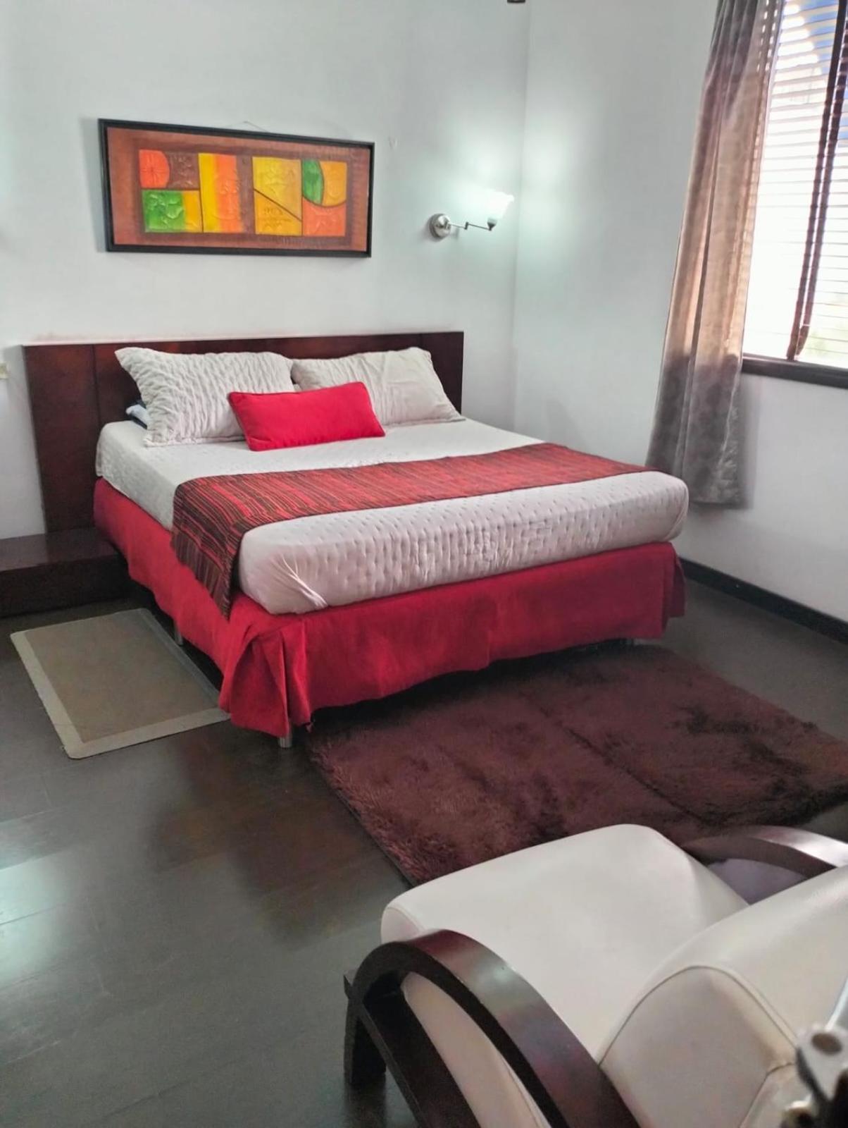 Hotel Hbcf Boutique Casa Farallones De Santiago De Cali
