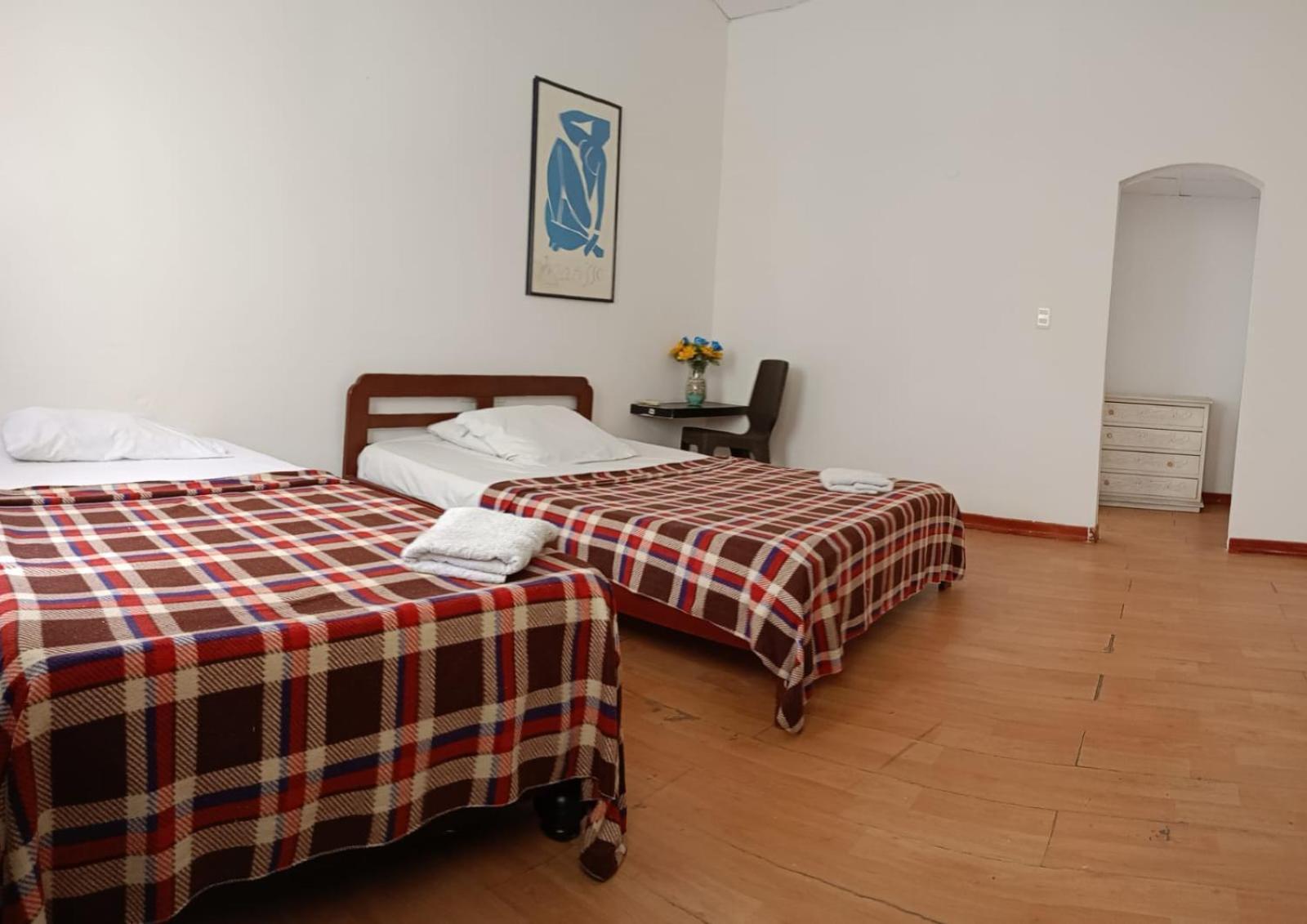 Edificio Neuchabel Hotel