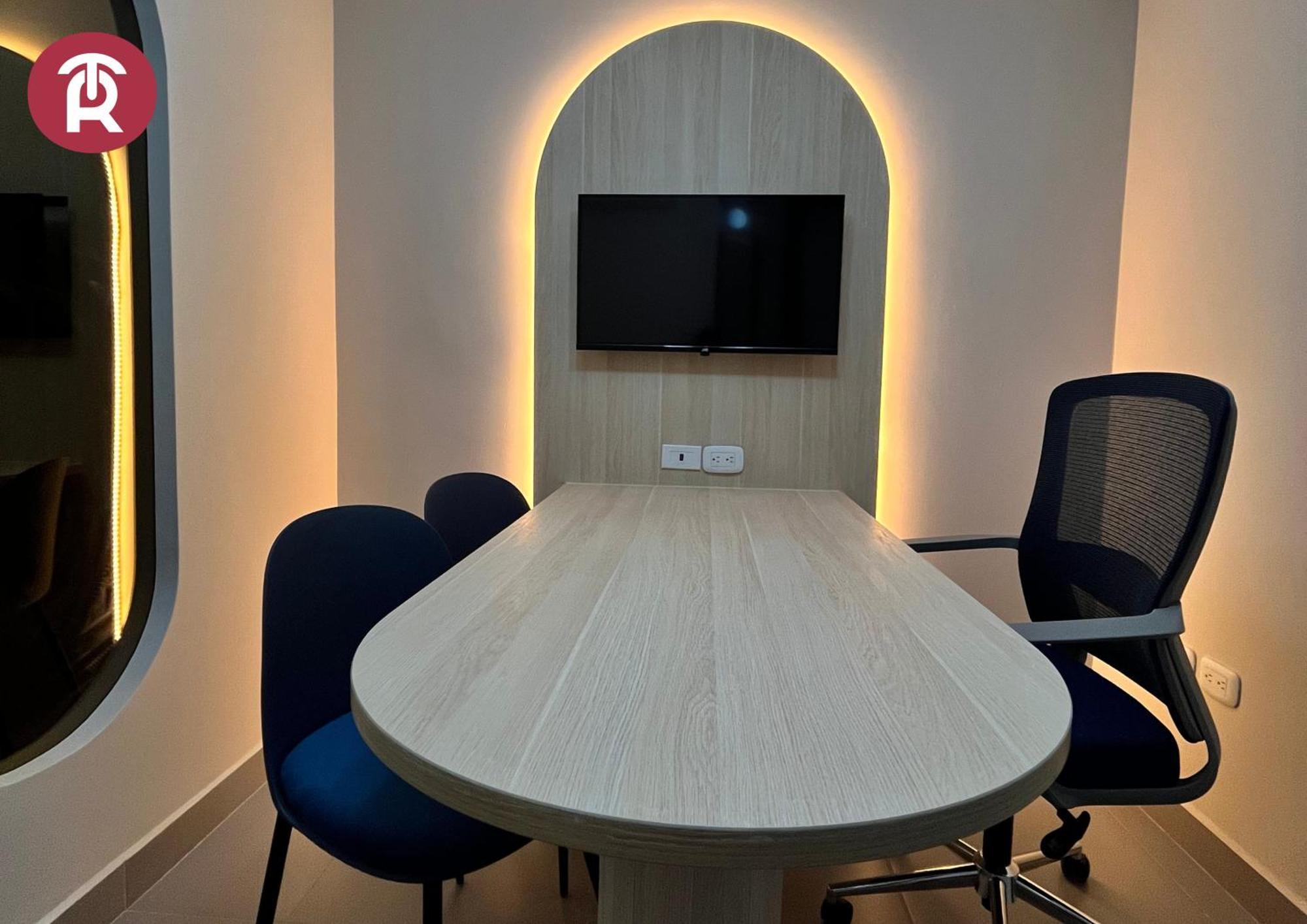 Reset Coworking 3 Bedroom With Rooftop Access Bed and breakfast *