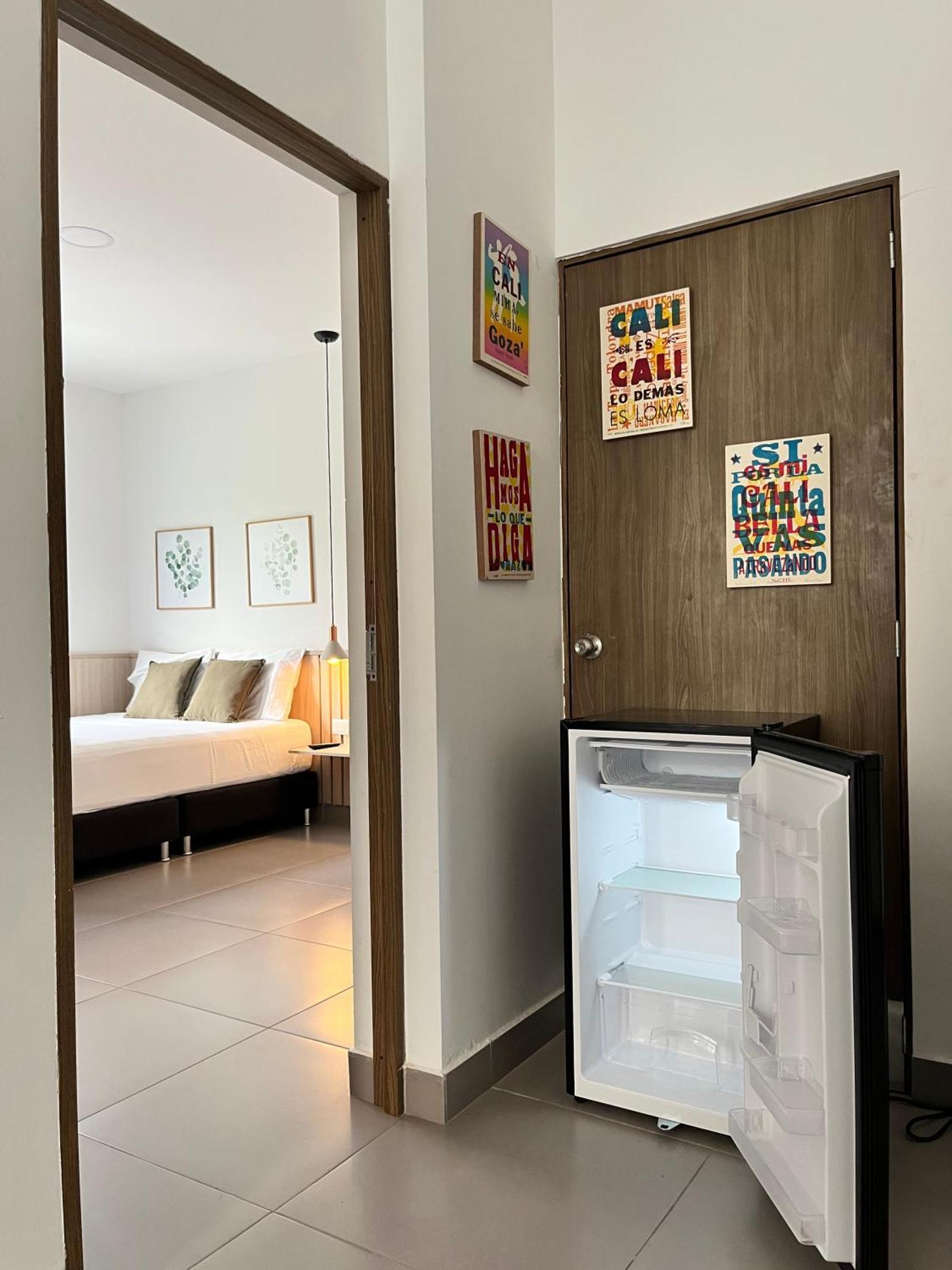 Bed and breakfast Reset Coworking 3 Bedroom With Rooftop Access Cali