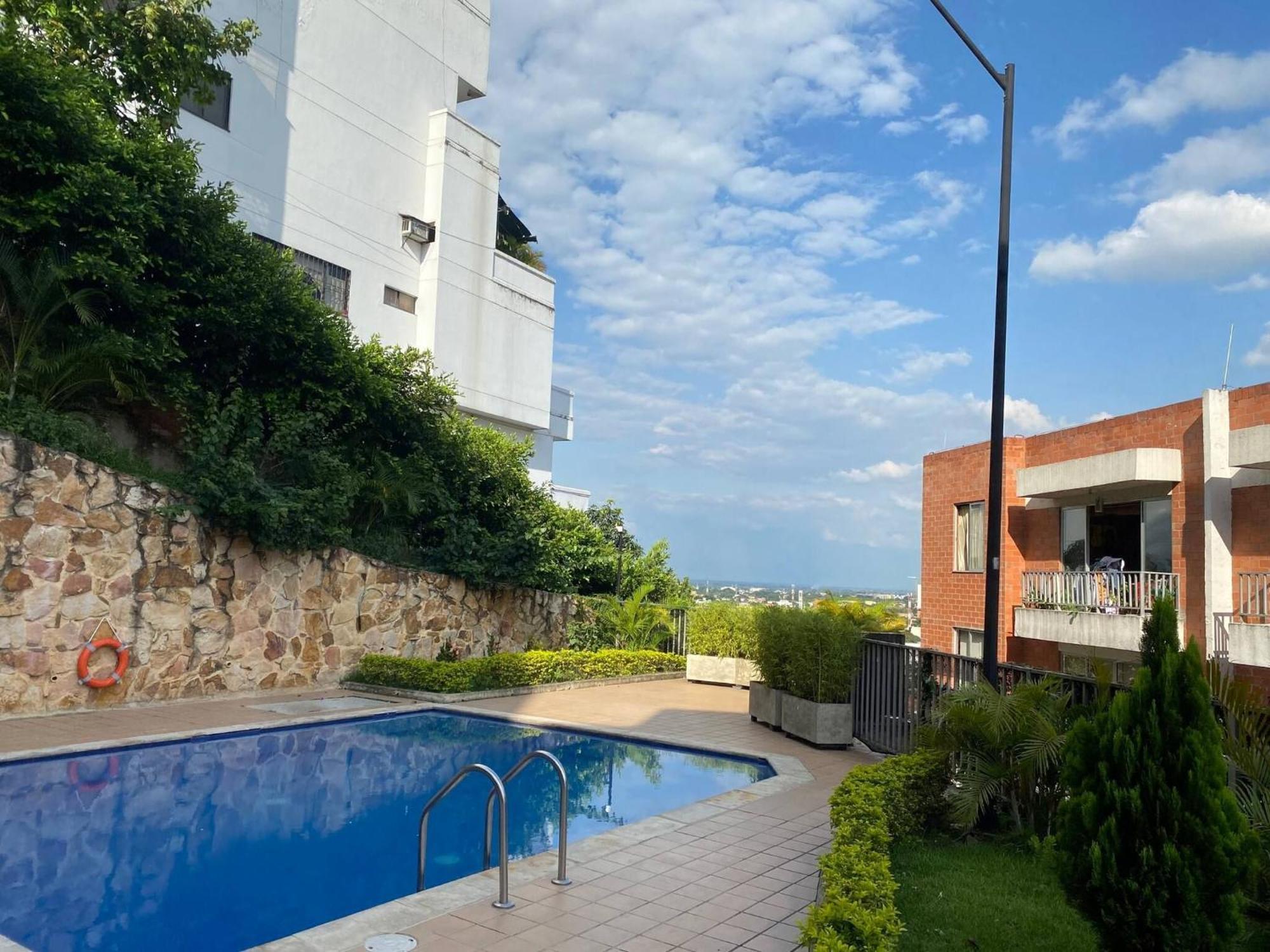 Entire In Business Luxury Chipichape Apartamento Cali